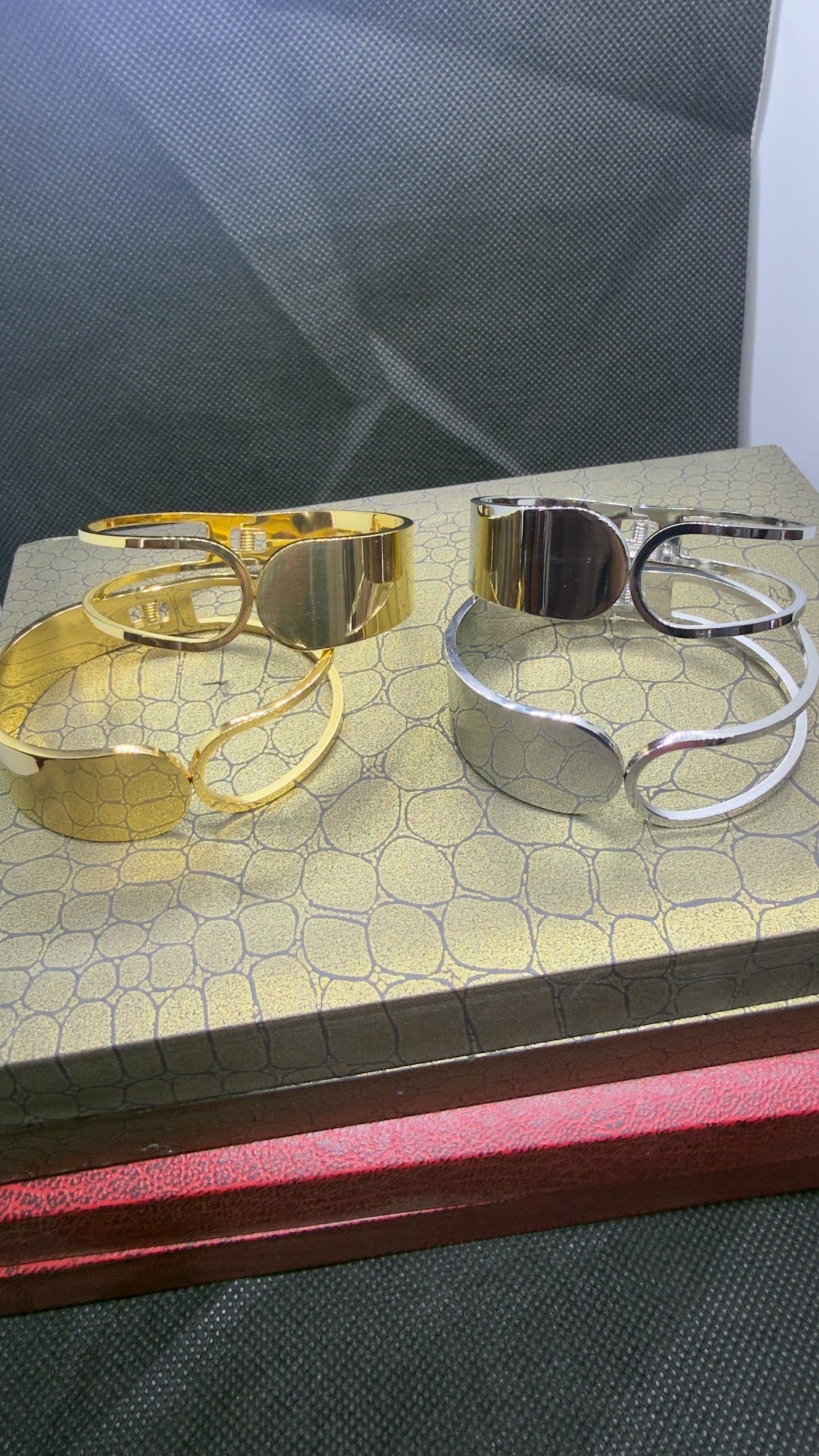 Fashion bangle 🥰